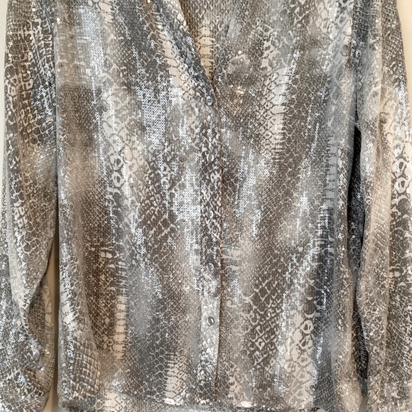 Calvin Klein size M grey sequinned blouse - Picture 9 of 14